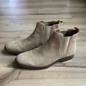 Men’s Sz. 9 Tan Dress Boot